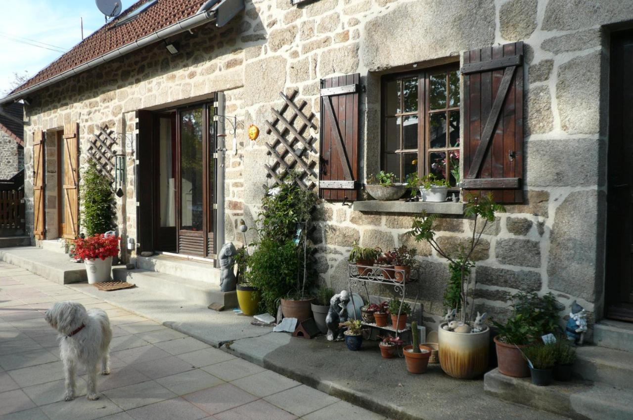 Le Petit Papillon Bed & Breakfast Eymoutiers  Dış mekan fotoğraf